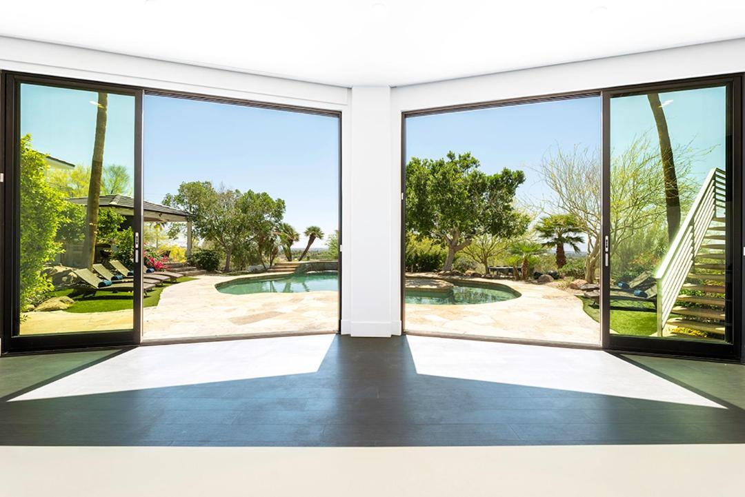 Camelback Mountain Mansion - Micro-resort, Views, Golf, Heated Pool, Game *
