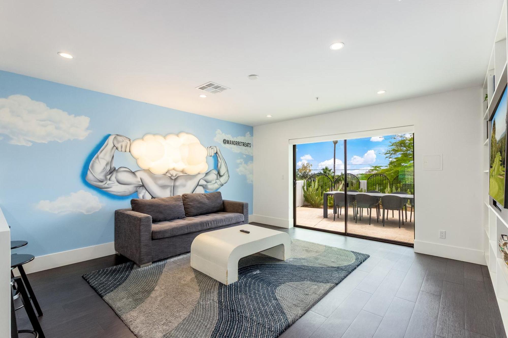 Camelback Mountain Mansion - Micro-resort, Views, Golf, Heated Pool, Game Phoenix